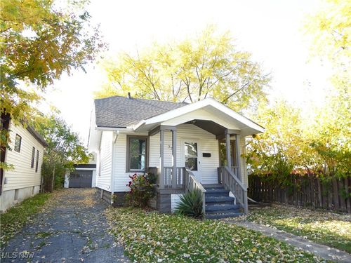 3712 W 103rd St, Cleveland, OH, 44111-3813 | Card Image