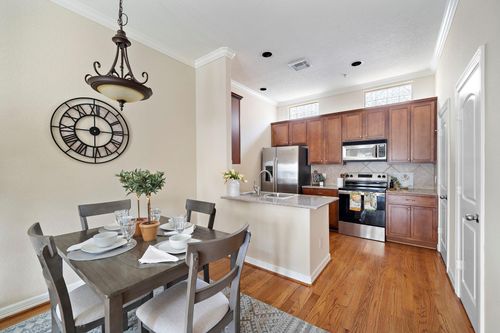 unit-c-1913 Gillette St, Houston, TX, 77006-1566 | Card Image
