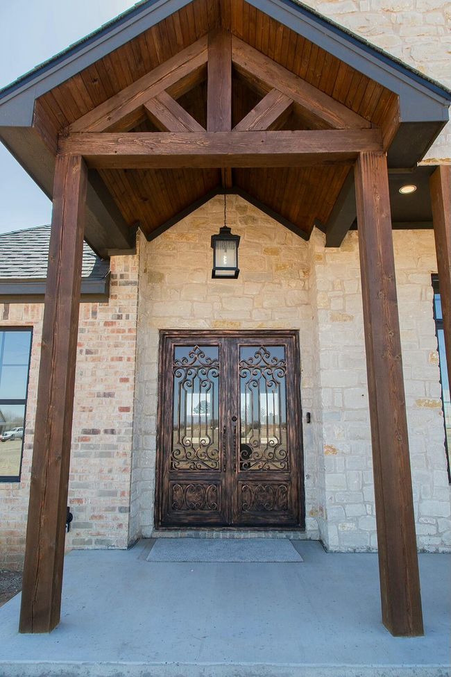 7211 W 12 Th St, House other with 3 bedrooms, 2 bathrooms and null parking in Plainview TX | Image 5