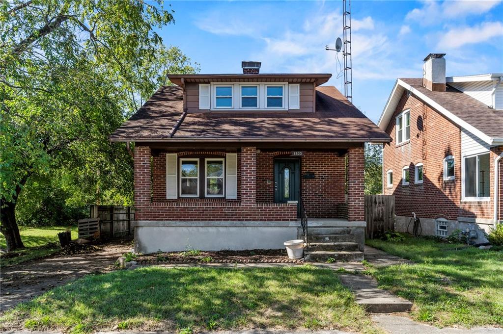 Hazel Ave, Dayton, OH 45420