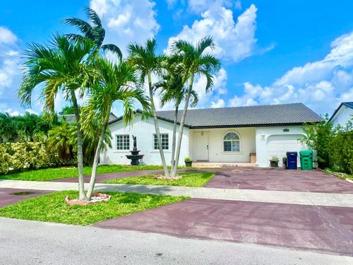 17803 Sw 152nd Pl, Miami, FL, 33187-7761 | Card Image