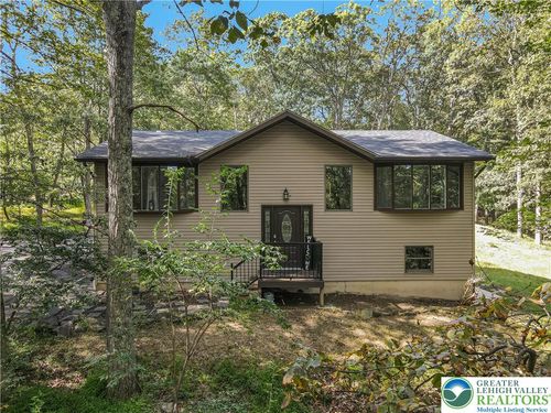 115 White Oak Ct, Tannersville, PA, 18372-7827 | Card Image