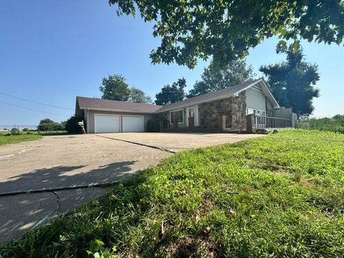 1688 S State Highway Mm, Springfield, MO, 65802-7799 | Card Image