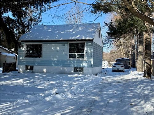 69 Cultus Rd, Clear Creek, ON, N0E1C0 | Card Image
