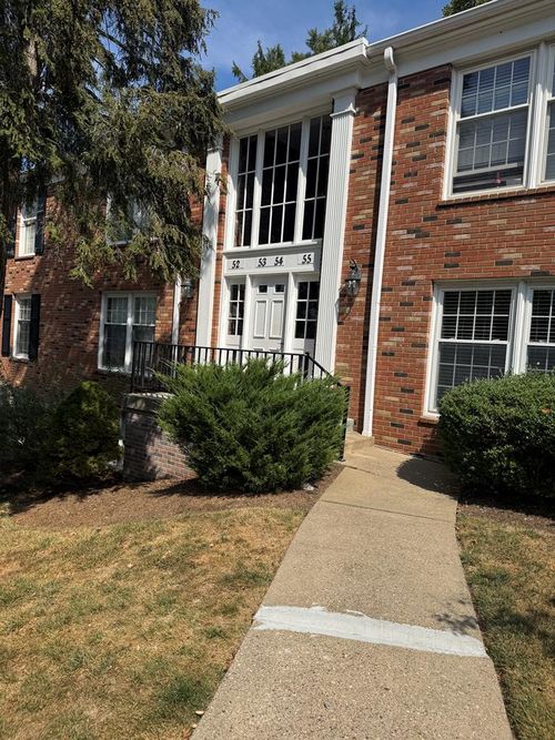 54 Williamsburg Cir, Wheeling, WV, 26003-5593 | Card Image