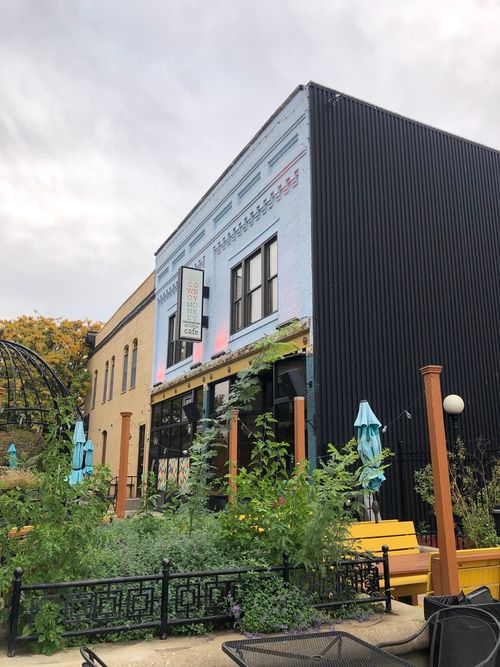 6 E Taylor St, Champaign, IL, 61820-4025 | Card Image