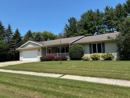 210 Willow Creek Rd, ROSENDALE, WI, 54974-9630 | Card Image