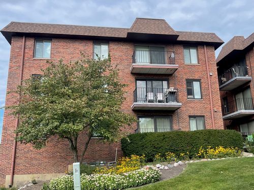 apt-206-100 Clubhouse Ln, Lake Zurich, IL, 60047-2110 | Card Image