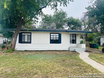 330 Hub, House other with 2 bedrooms, 1 bathrooms and null parking in San Antonio TX | Image 1