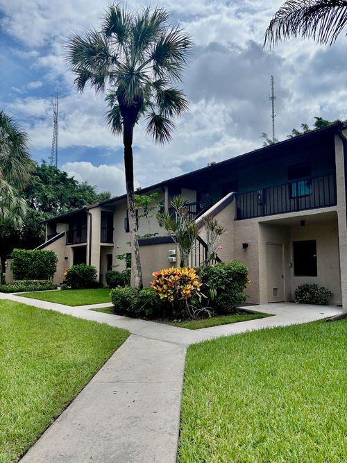 8299 Boca Glades Blvd E, Boca Raton, FL, 33434-4030 | Card Image