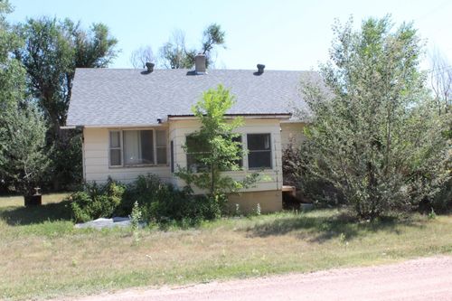 105 N 3rd St, Buffalo Gap, SD, 57722 | Card Image