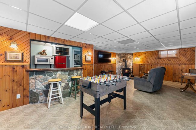 470 Forest Lea Rd, House other with 4 bedrooms, 2 bathrooms and 4 parking in Pembroke ON | Image 33
