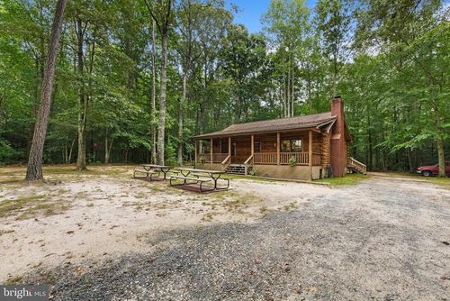 466 Laurel Springs Rd, Hustle, VA, 22476-2071 | Card Image