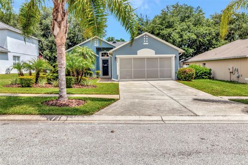 2305 Foxtree Rd, Tavares, FL, 32778-9308 | Card Image