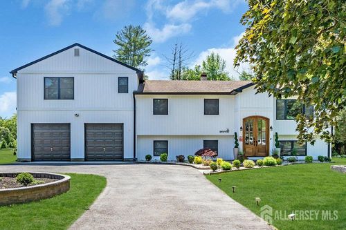 24 Bentley Rd, Monroe, NJ, 08831-5910 | Card Image