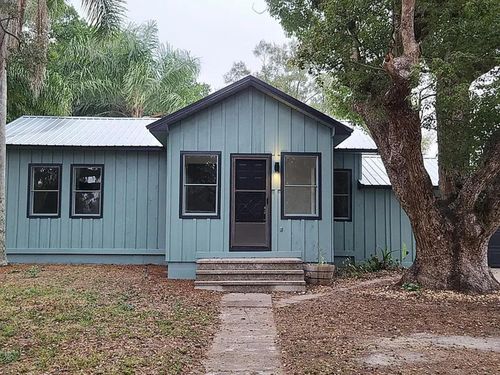 4 E Bay St, DAVENPORT, FL, 33837-4101 | Card Image