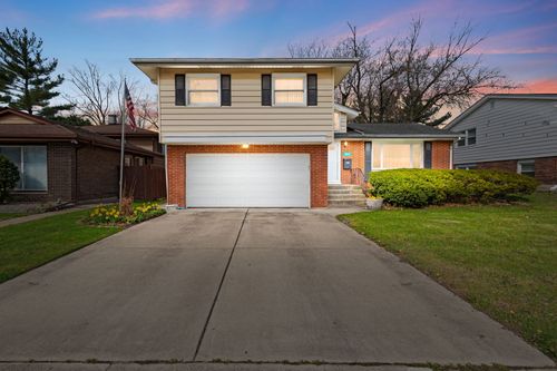 18524 Center Ave, Homewood, IL, 60430-3542 | Card Image