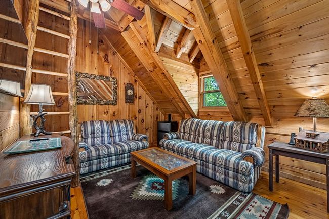 143 Kaely Dr, Home with 3 bedrooms, 3 bathrooms and null parking in Mineral Bluff GA | Image 50