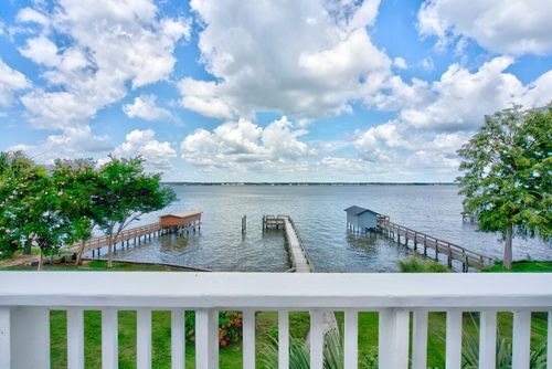 487 Santee Dr, Santee, SC, 29142-9304 | Card Image
