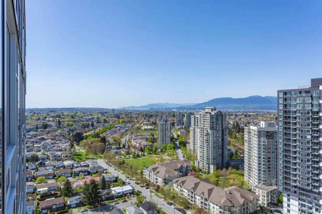 2904 - 5665 Boundary Road, Condo with 2 bedrooms, 2 bathrooms and 1 parking in Vancouver BC | Image 4
