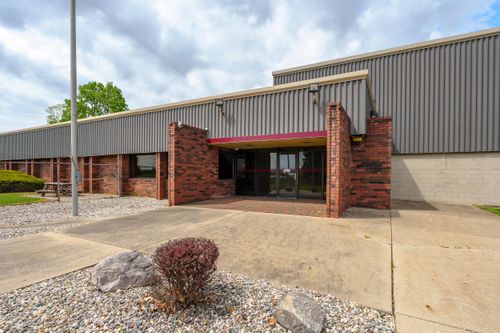 -office-only-6677 Beatrice Dr, Kalamazoo, MI, 49009-9559 | Card Image