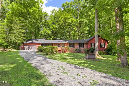 124 Driftwood Ct, Macon, NC, 27551-9216 | Card Image