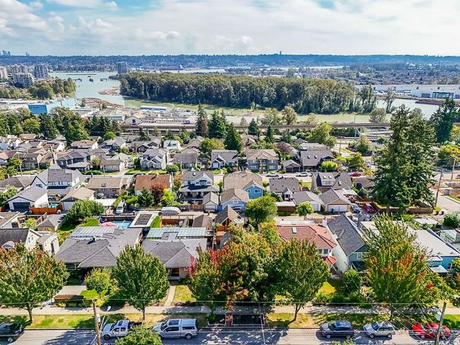 1716 7 Th Ave, House other with 3 bedrooms, 3 bathrooms and null parking in New Westminster BC | Image 37