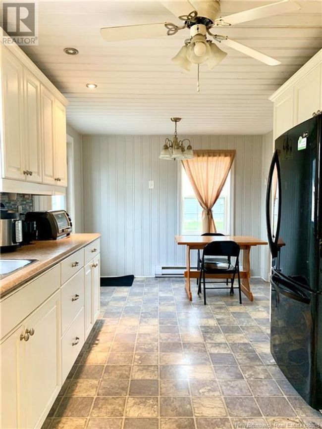 53 Terris Ave, House other with 2 bedrooms, 1 bathrooms and null parking in Moncton NB | Image 5