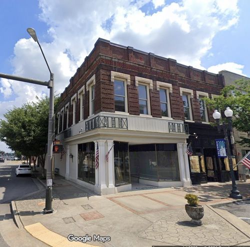 120 W 7th St, Columbia, TN, 38401-3214 | Card Image