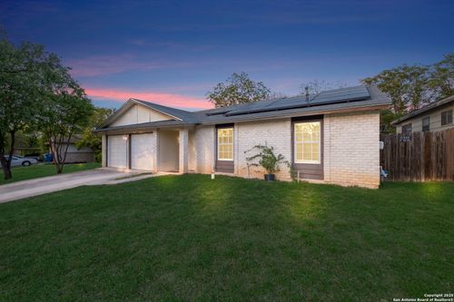 7623 Meadow Green St, San Antonio, TX, 78251-1420 | Card Image
