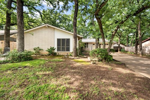 3416 Bristol Dr, Arlington, TX, 76013-1901 | Card Image
