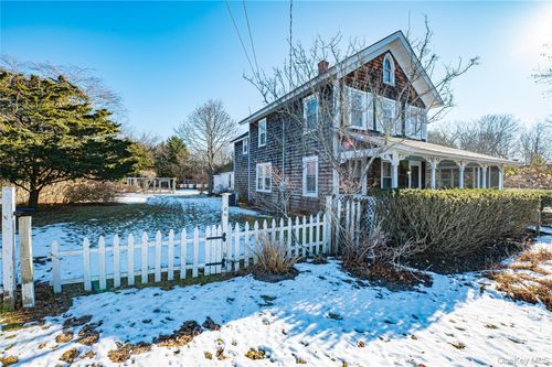 179 Springville Rd, Hampton Bays, NY, 11946 | Card Image