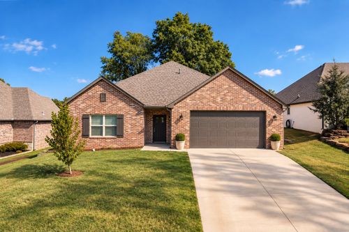 3306 Heritage Hills Pkwy, Claremore, OK, 74019-4915 | Card Image