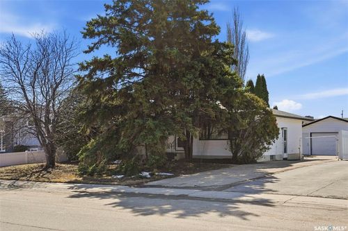 218 Anderson Cres, Saskatoon, SK, S7H4C2 | Card Image