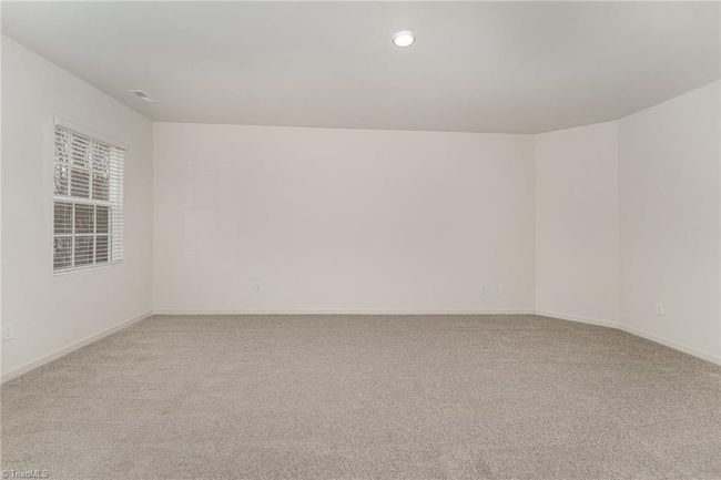 5906 Crossview Dr, House other with 3 bedrooms, 3 bathrooms and null parking in Kernersville NC | Image 12