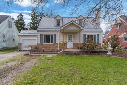 3267 Bell Wick Rd, Hubbard, OH, 44425-1373 | Card Image
