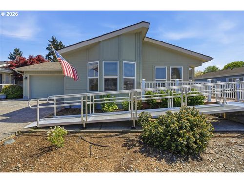 27-16500 Se 1st St, Vancouver, WA, 98684-9588 | Card Image