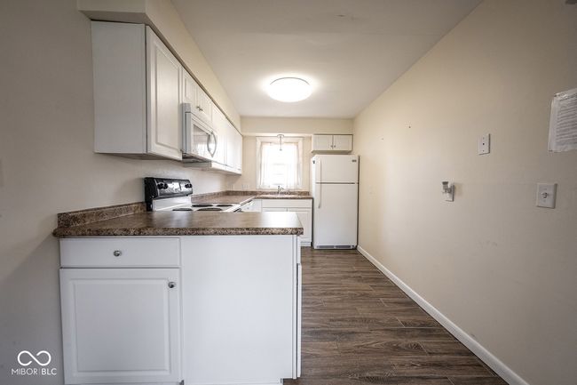 APT-6 - 140 Maple Park Dr, Condo with 2 bedrooms, 1 bathrooms and null parking in Westfield IN | Image 9