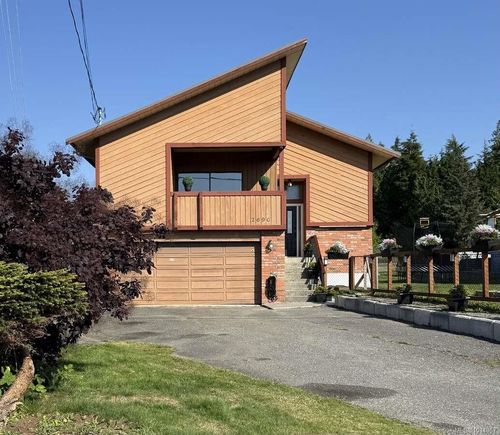 2696 Brockington Pl, Port Mcneill, BC, V0N2R0 | Card Image