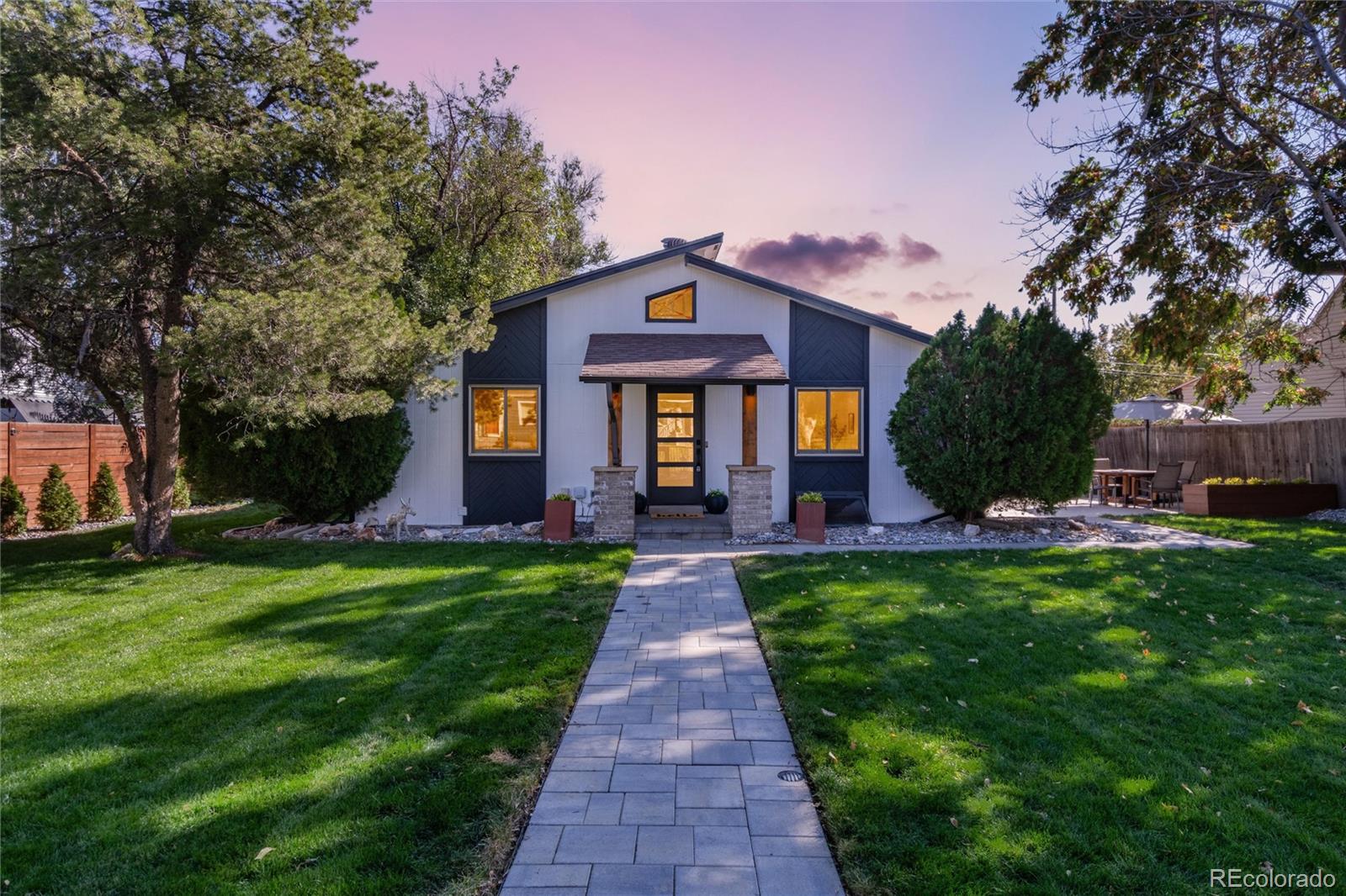 Grant St, Englewood, CO 80113
