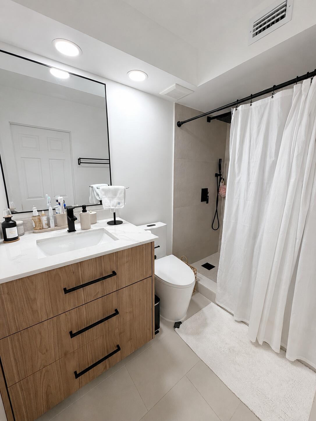 Residential Lease in Deerfield Beach 2