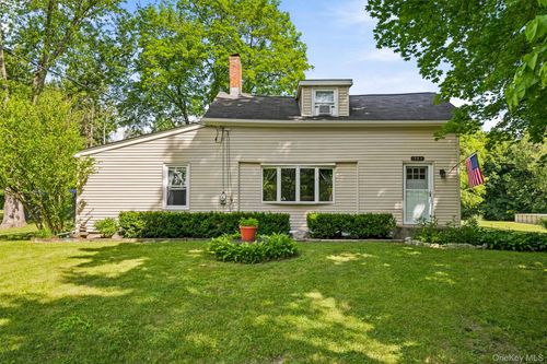 541 Bart Bull Rd, Middletown, NY, 10941-3917 | Card Image