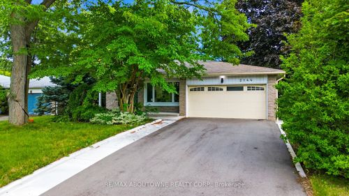 2144 Rebecca St, Oakville, ON, L6L2A5 | Card Image