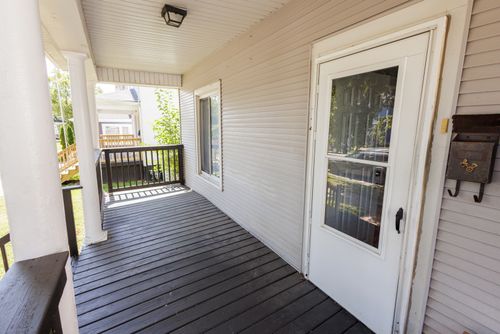 341 S 5th Ave, Kankakee, IL, 60901-3646 | Card Image