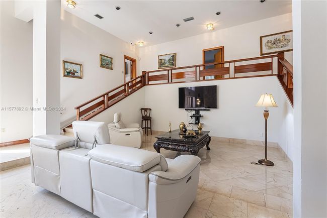 8001 Los Pinos Blvd, House other with 4 bedrooms, 4 bathrooms and null parking in Coral Gables FL | Image 10