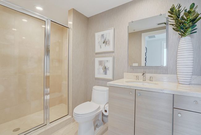 APT-1708 - 1 N Ocean Blvd, Condo with 2 bedrooms, 2 bathrooms and null parking in Pompano Beach FL | Image 34