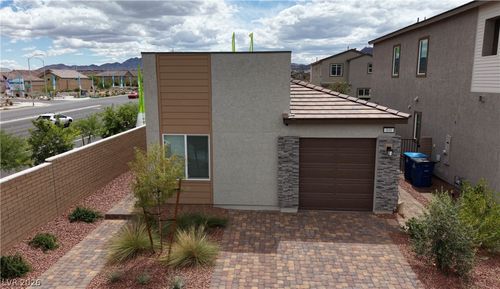 101 Cameron Chase Ave, Henderson, NV, 89011-4550 | Card Image