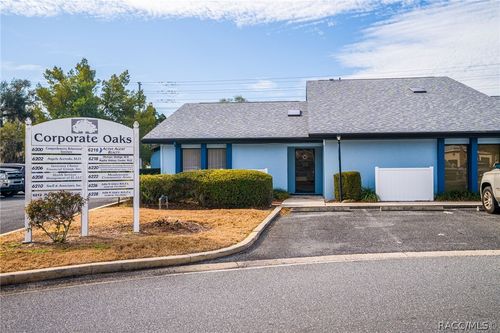 6208 W Corporate Oaks Dr, CRYSTAL RIVER, FL, 34429-2705 | Card Image