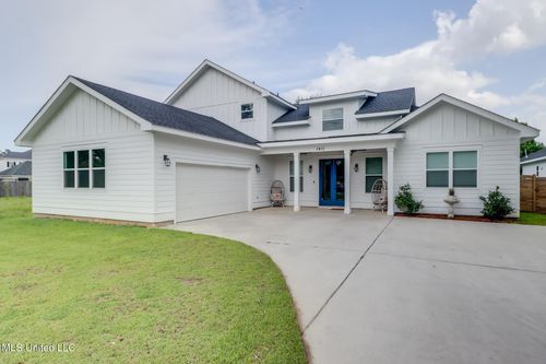 1411 2nd St, Gulfport, MS, 39501-2222 | Card Image