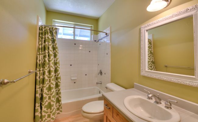 Main Home Bathroom #2 Upper Level | Image 58